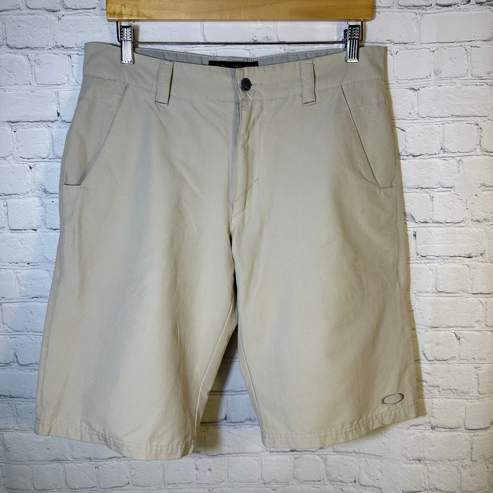 Oakley Mens Hybrid Golf Shorts Khaki Tan Size 32 Performance Hiking Casual